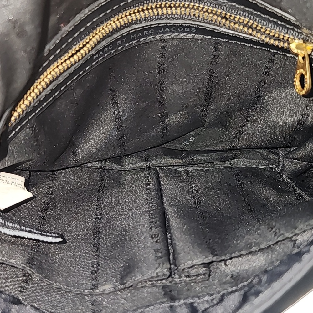 Marc By Marc Jacobs Classic Black Nylon Crossbody Bag with‎ Gold Hardware - Picture 10 of 14